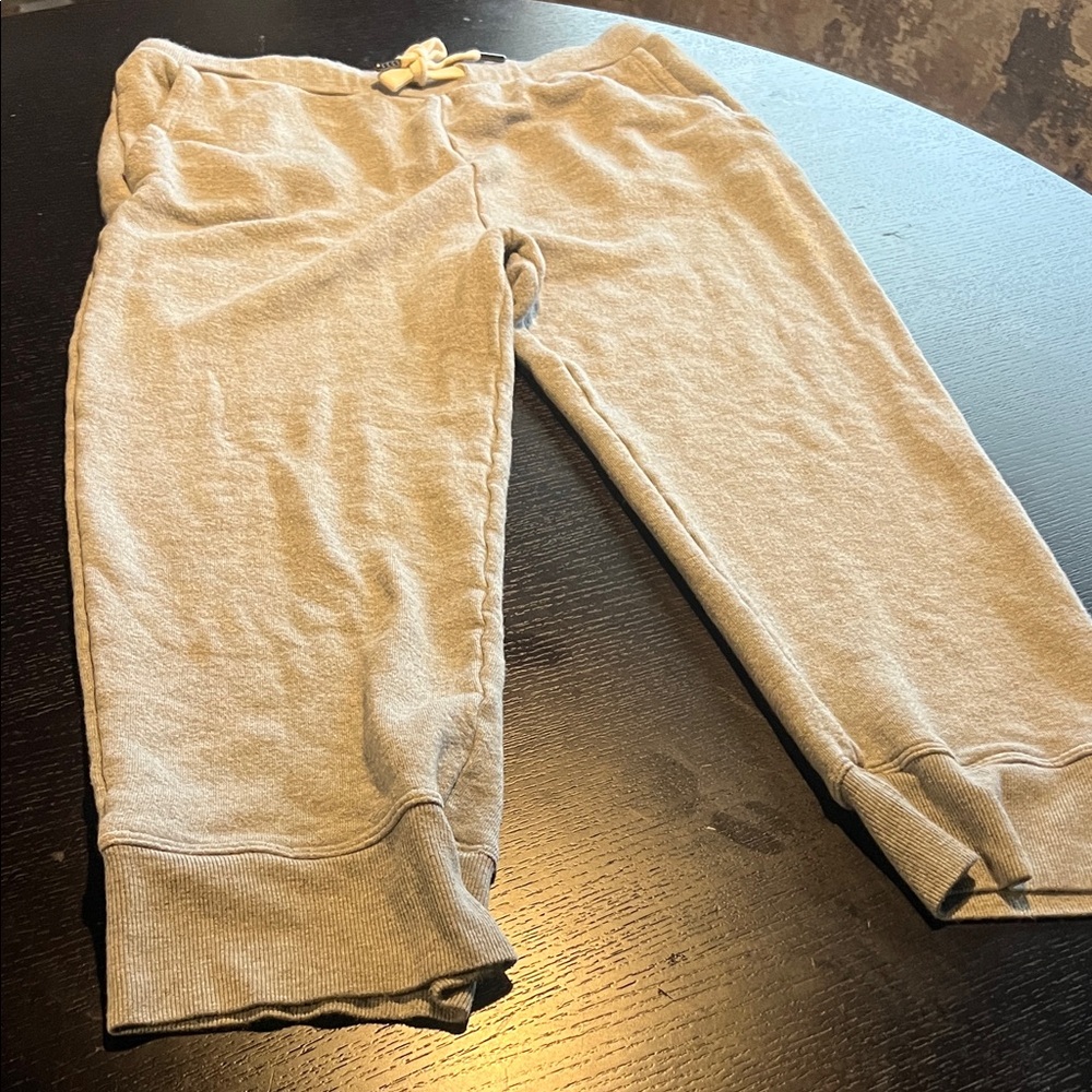 Spiritual Gangster cropped sweats. Size Medium.